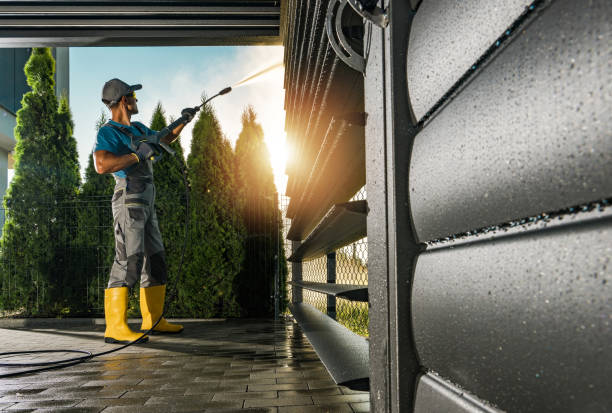 Why Choose Our Certified Pressure Washing Experts for Your Project Needs in Luxemburg, WI?