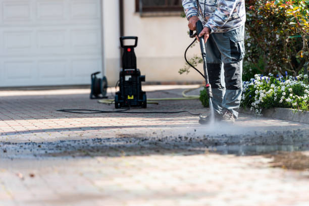 Why Choose Our Certified Pressure Washing Experts for Your Project Needs in Luxemburg, WI?
